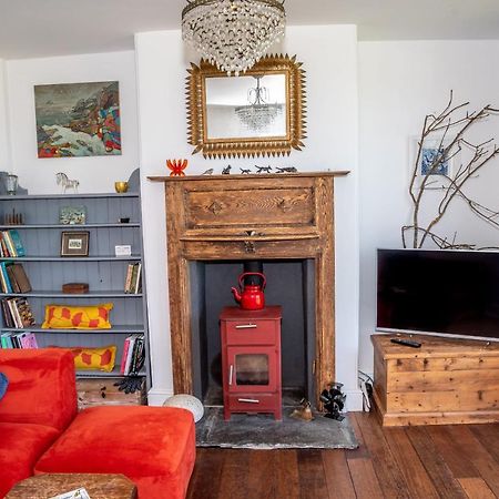Finest Retreats - Western Watch - Sea Views, Pets Accepted, Sleeps 6 Lower Boscaswell Exterior foto