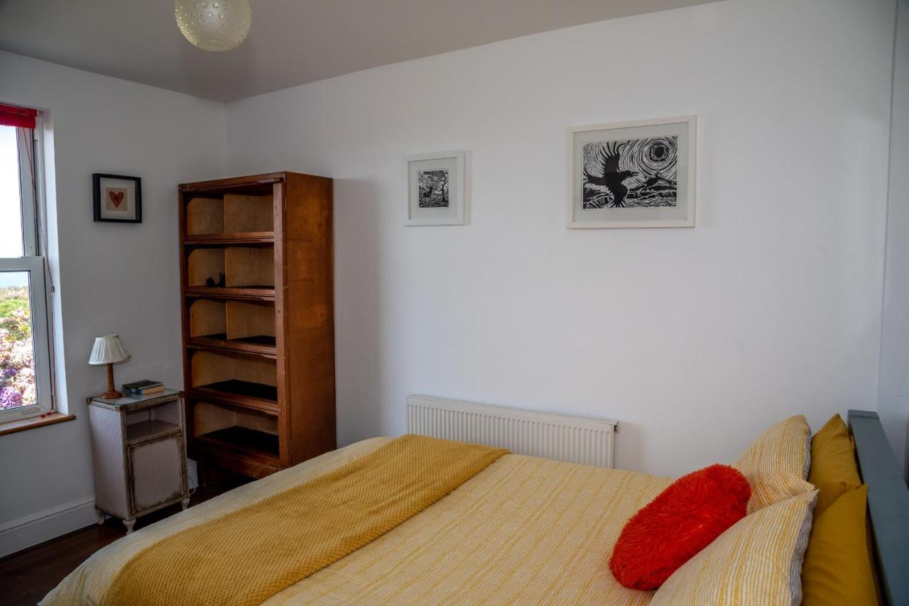 Finest Retreats - Western Watch - Sea Views, Pets Accepted, Sleeps 6 Lower Boscaswell Exterior foto