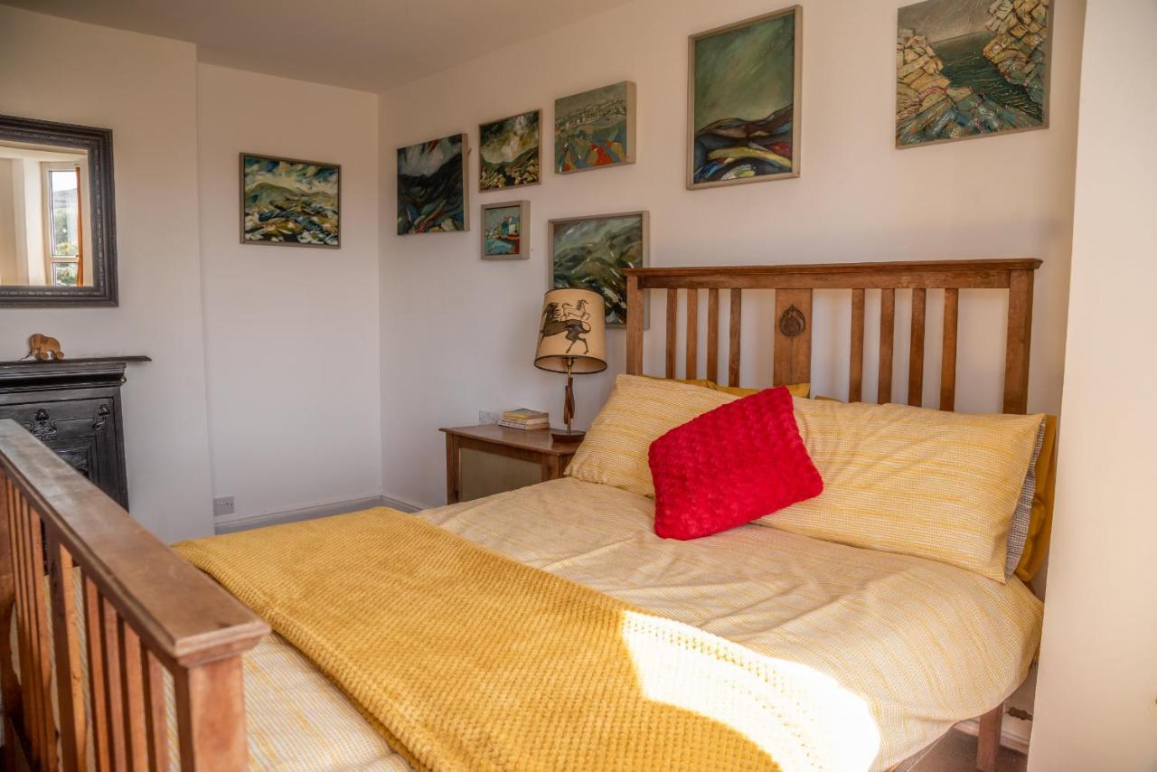 Finest Retreats - Western Watch - Sea Views, Pets Accepted, Sleeps 6 Lower Boscaswell Exterior foto